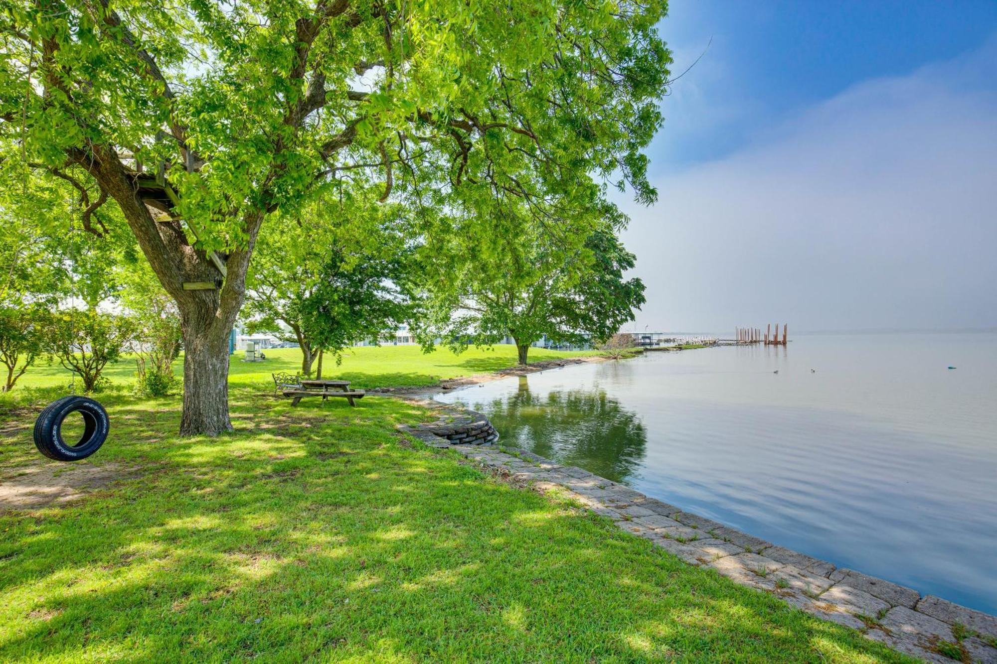 Lakefront Rockwall Home With Scenic Deck And Patio! 외부 사진